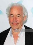 Simon Callow