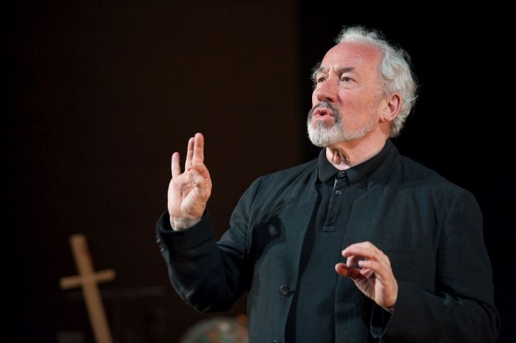 Simon Callow