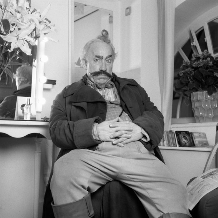 Simon Callow