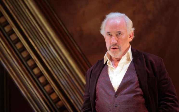 Simon Callow