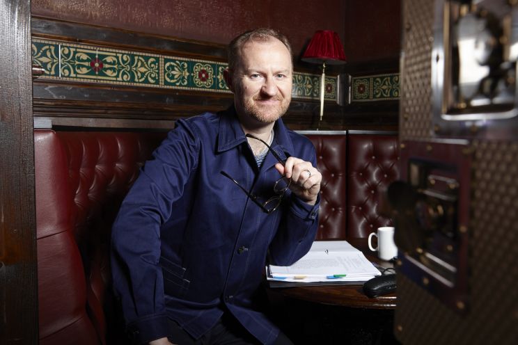 Simon Carlyle