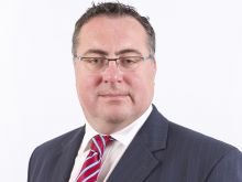 Simon Chandler