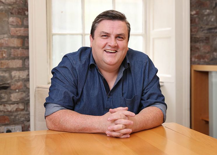 Simon Delaney