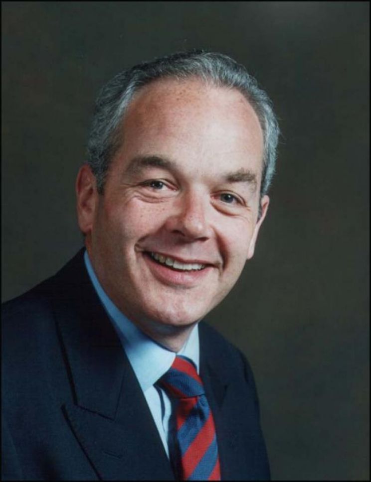 Simon Hayes