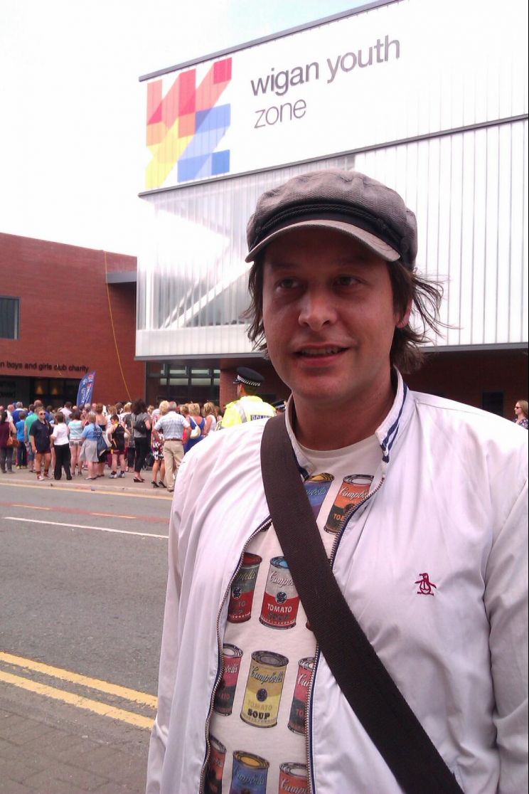 Simon Jones