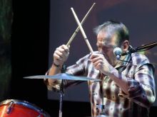 Simon Kirke photo