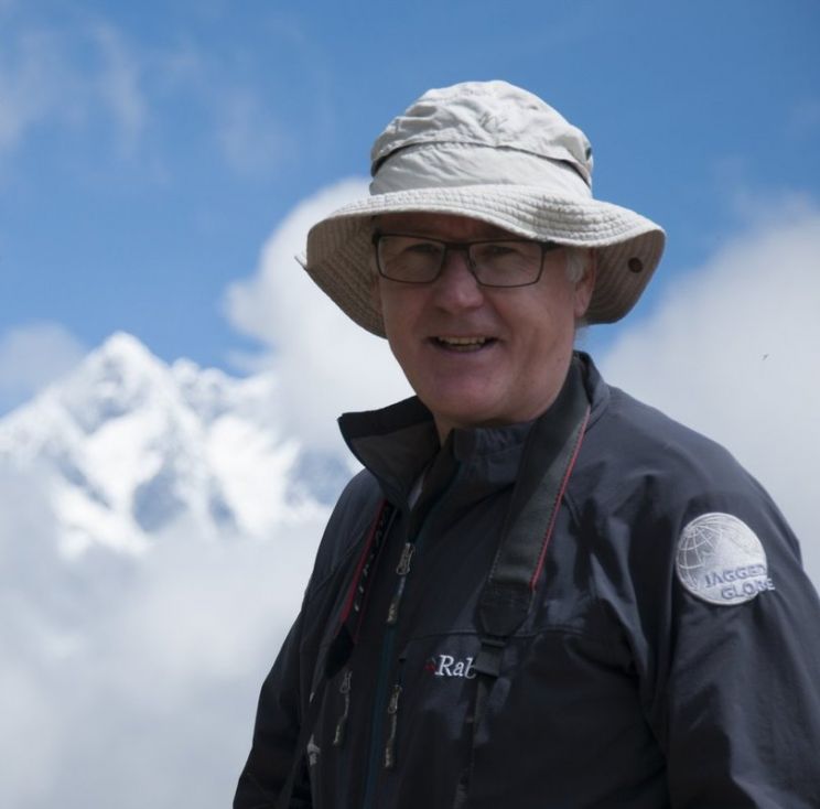 Simon Lowe