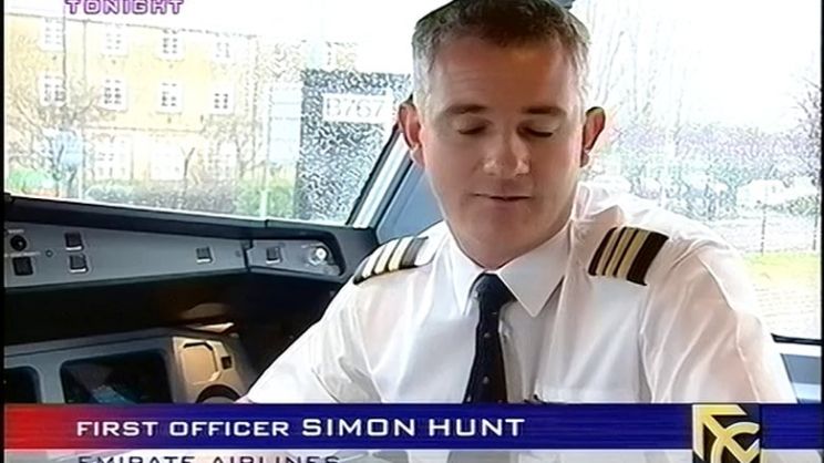 Simon Lowe
