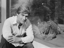 Simon MacCorkindale
