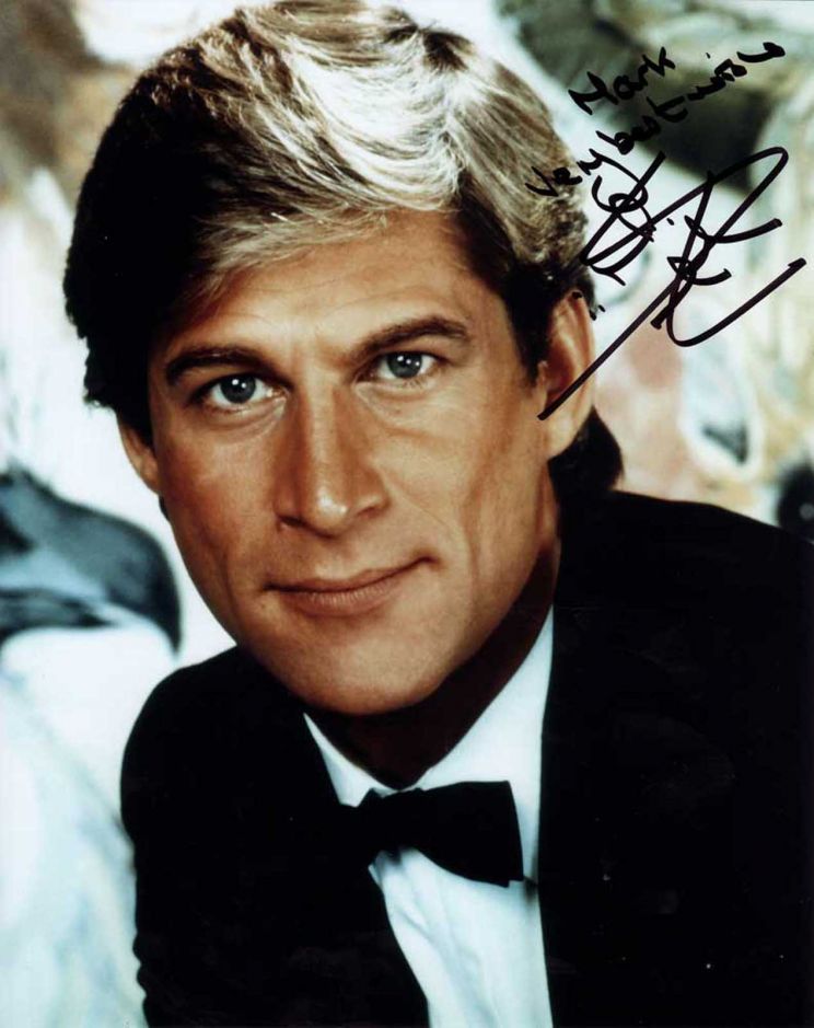 Simon MacCorkindale