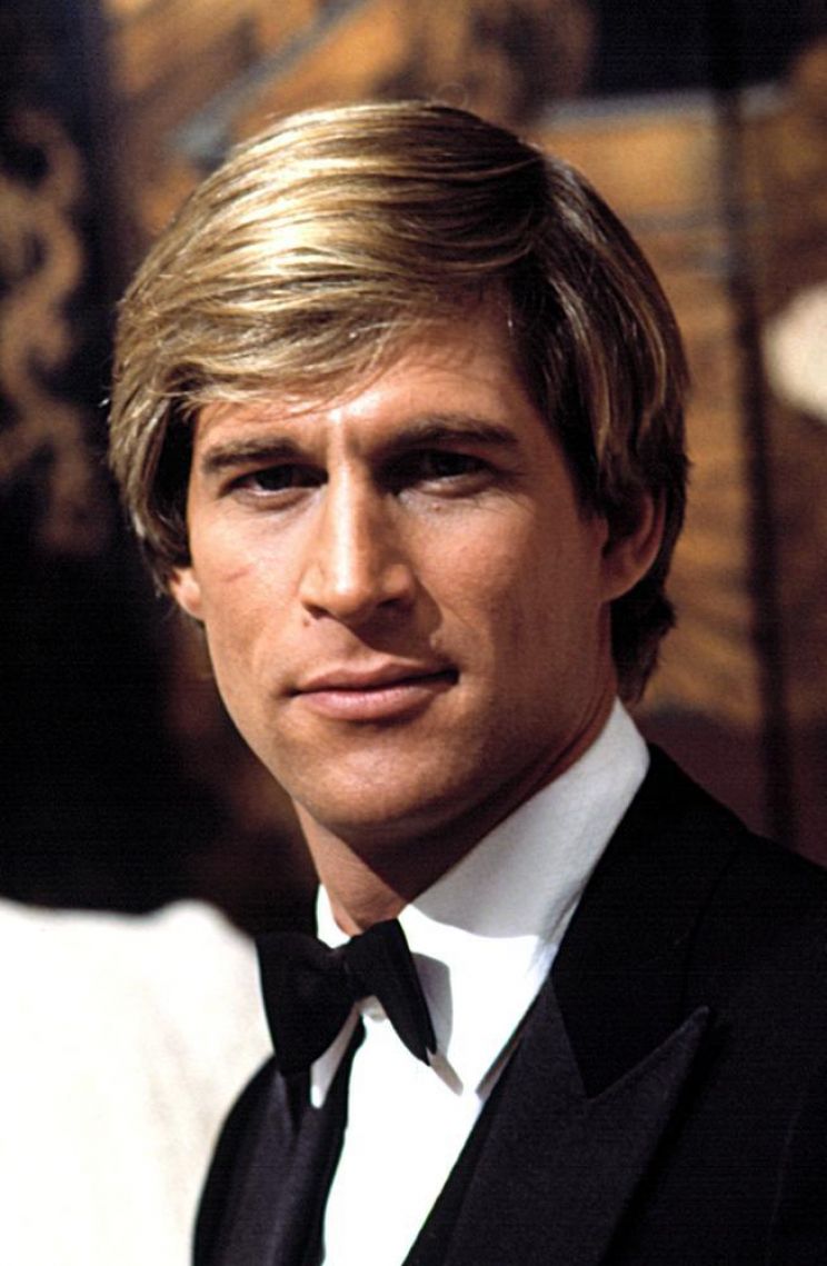 Simon MacCorkindale