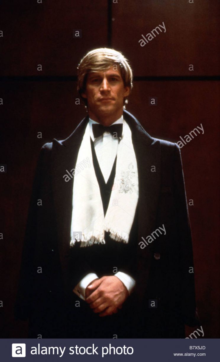 Simon MacCorkindale