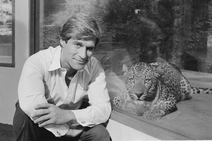 Simon MacCorkindale