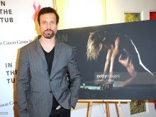 Simon Merrells