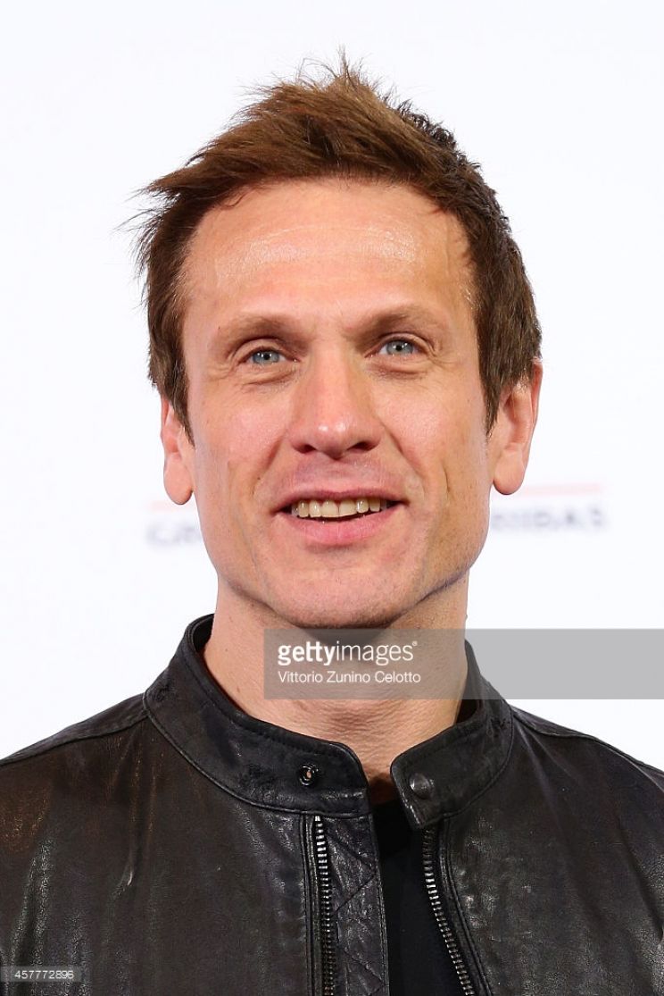 Simon Merrells