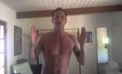 Simon Rex