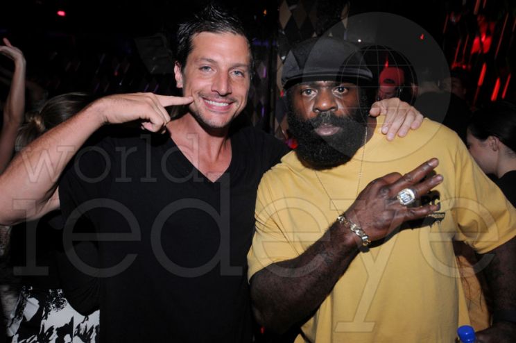 Simon Rex
