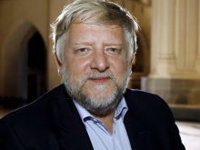 Simon Russell Beale