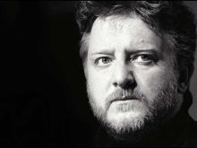 Simon Russell Beale