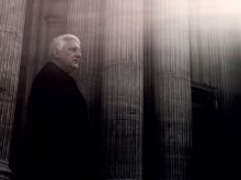 Simon Russell Beale