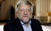 Simon Russell Beale