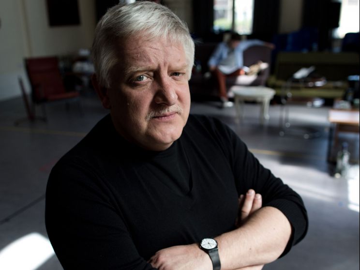 Simon Russell Beale