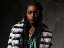 Simona Brown photo