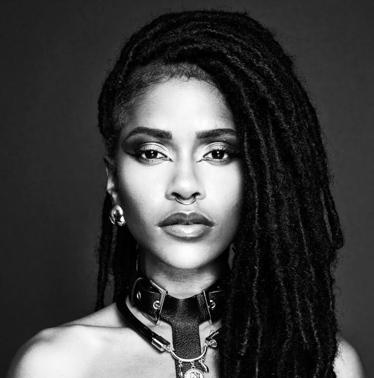 Simone Battle