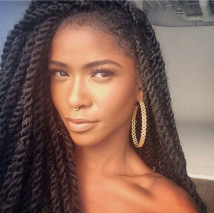 Simone Battle