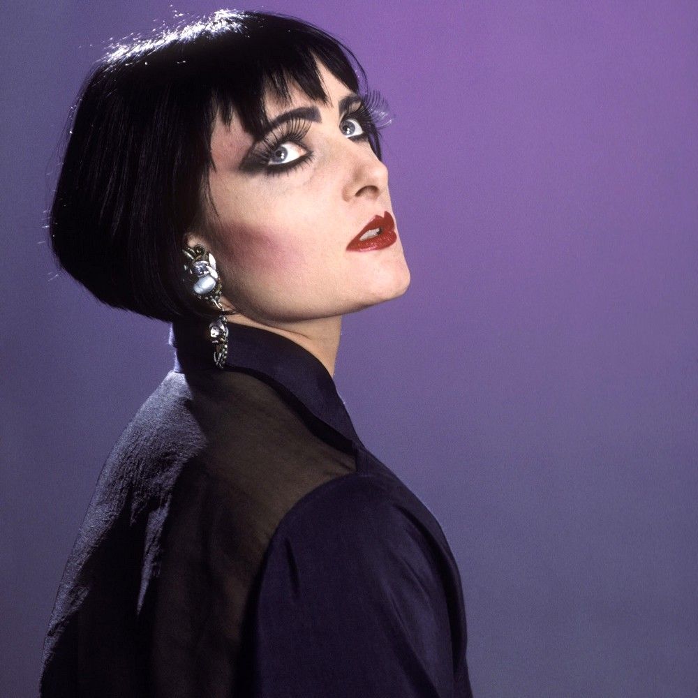 Siouxsie Sioux's Biography. 