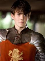 Skandar Keynes