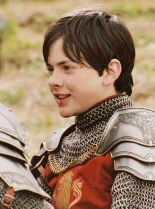 Skandar Keynes