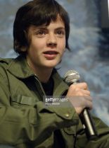 Skandar Keynes