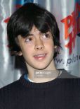 Skandar Keynes