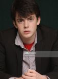 Skandar Keynes