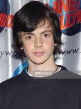 Skandar Keynes