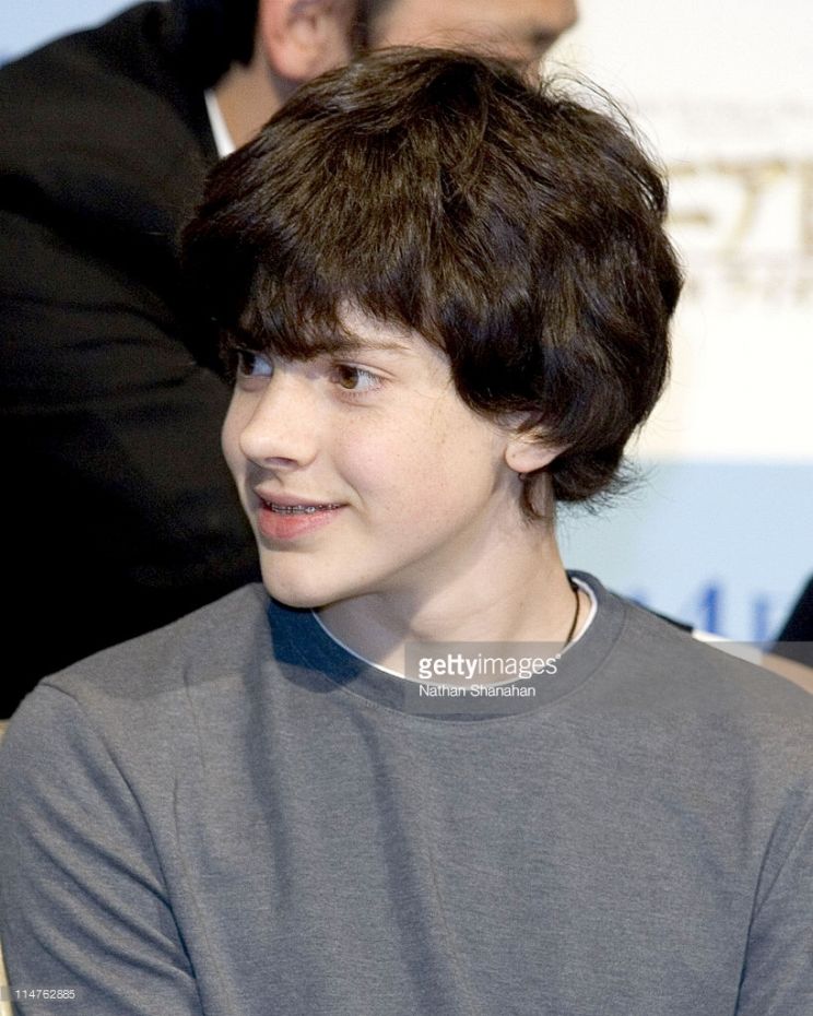 Skandar Keynes