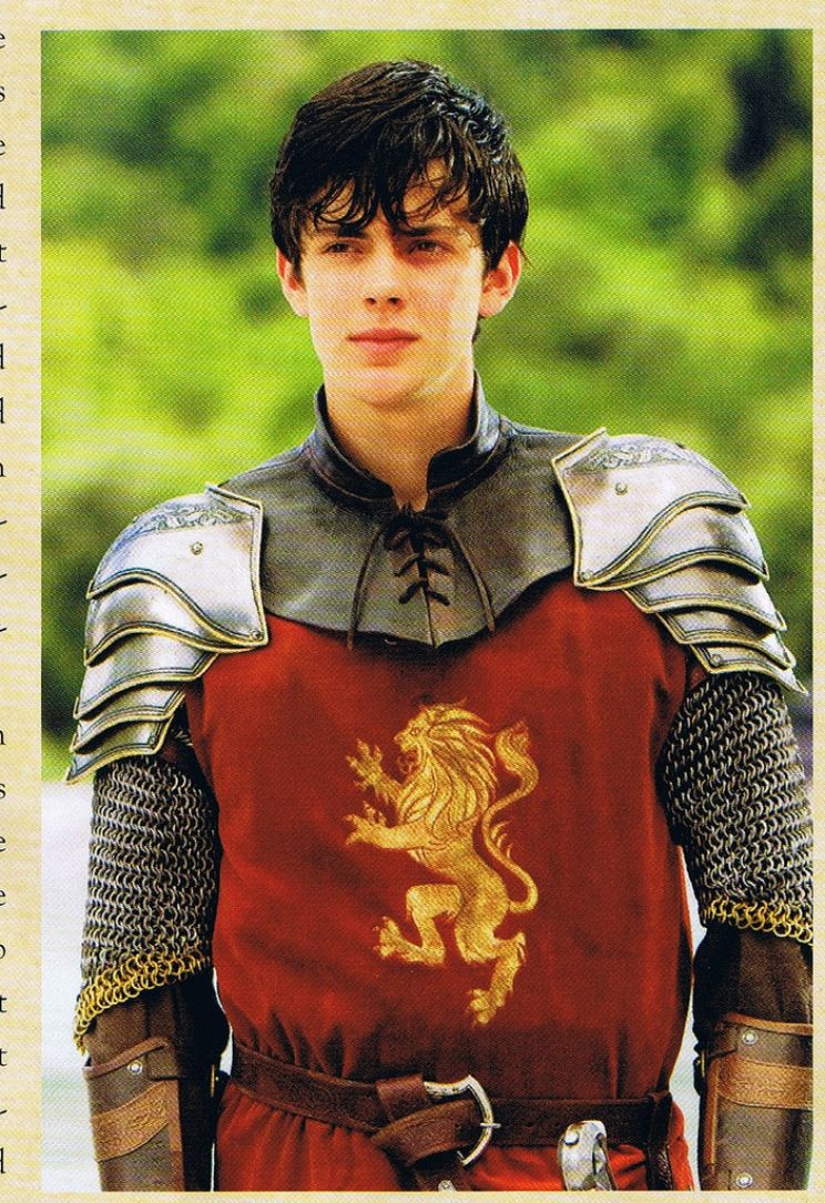 Skandar Keynes