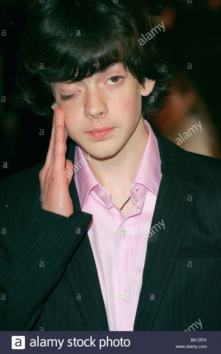 Skandar Keynes