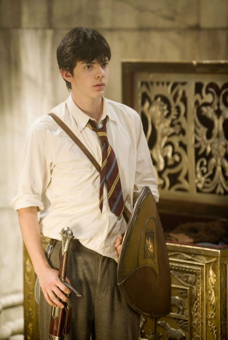 Skandar Keynes