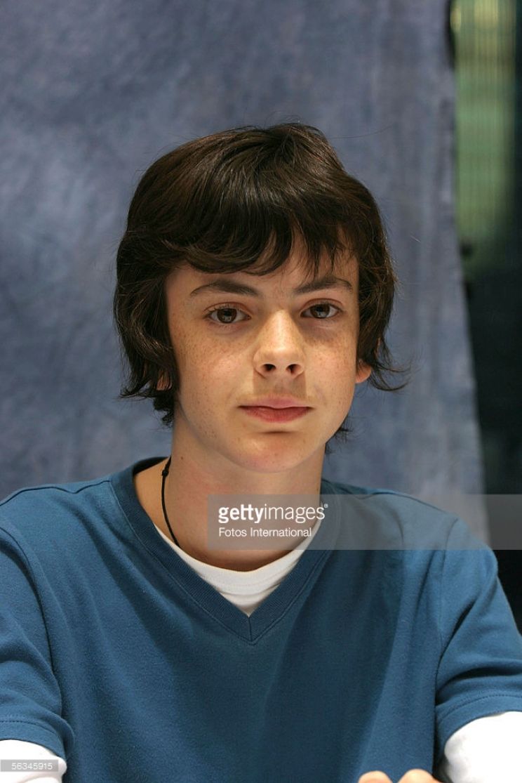 Skandar Keynes