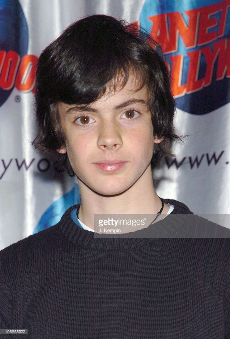 Skandar Keynes