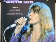 Skeeter Davis