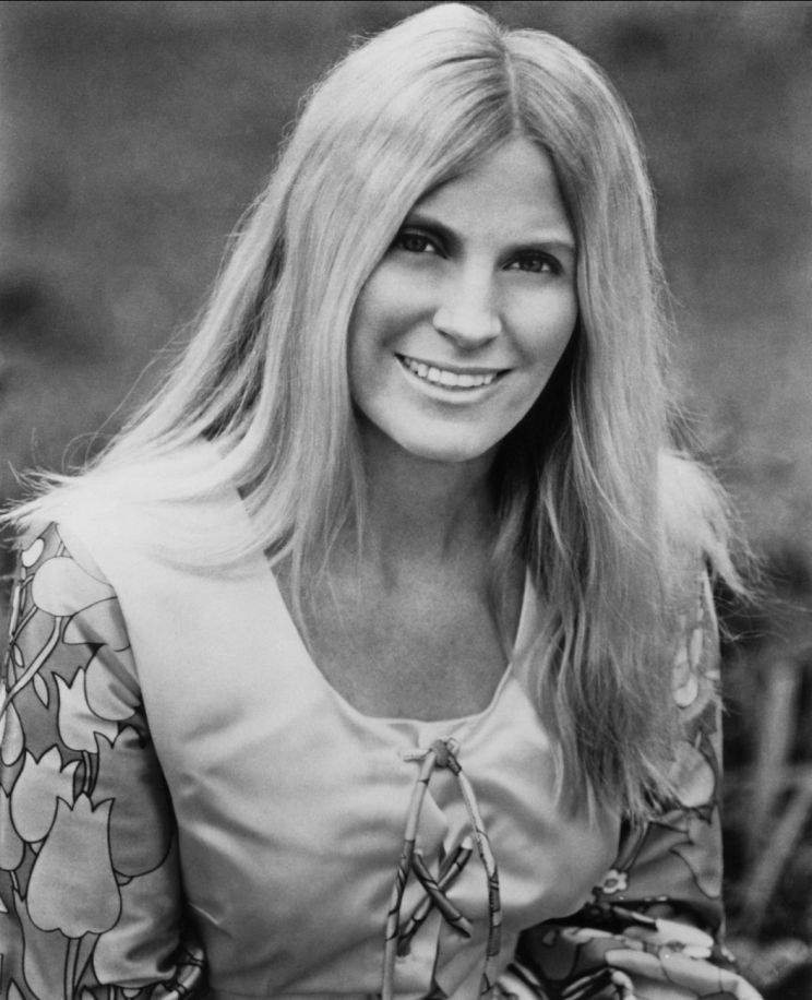 Skeeter Davis