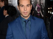 Skylar Astin