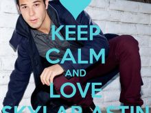 Skylar Astin