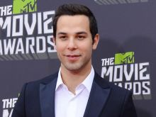 Skylar Astin