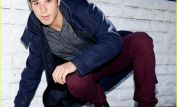 Skylar Astin