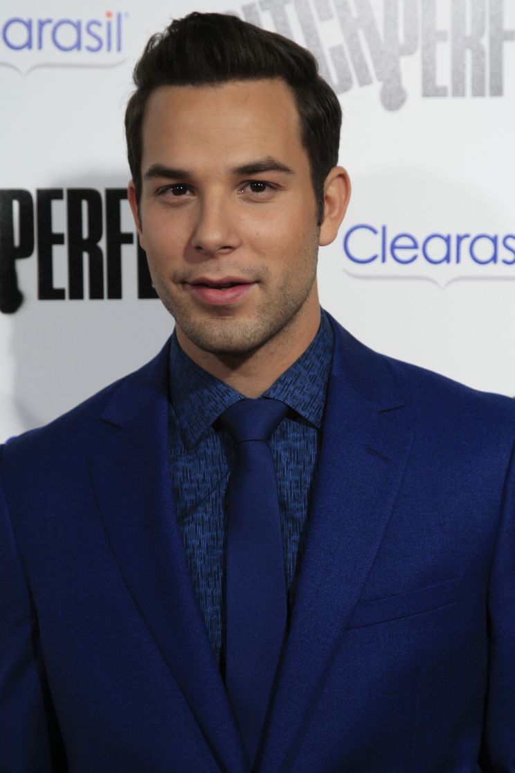 Skylar Astin