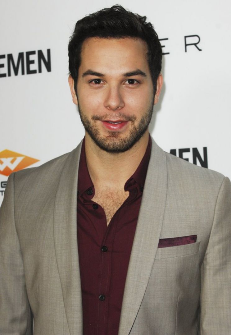 Skylar Astin